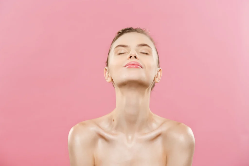woman with neck and chin liposuction