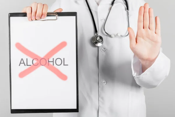 Plastic surgeon holding no to alcohol after Botox sign