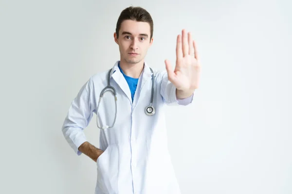Plastic surgeon warning you about the dangers of BPC-157