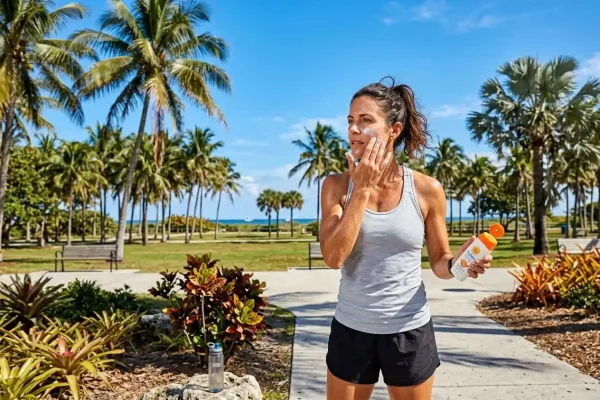 Sunscreen and sun protection lifestyle for copper peptide results