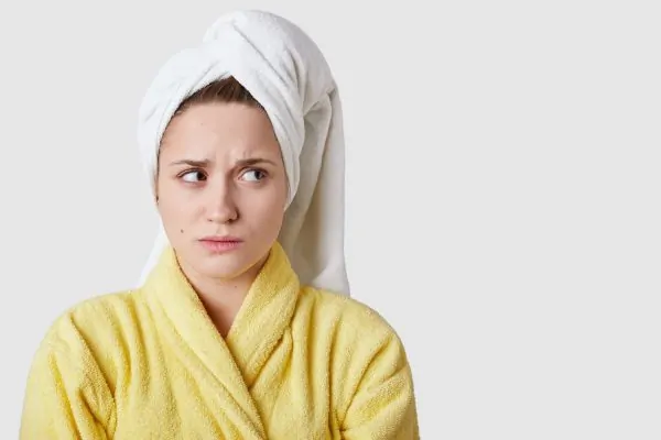 woman looks with PDO Threads downside