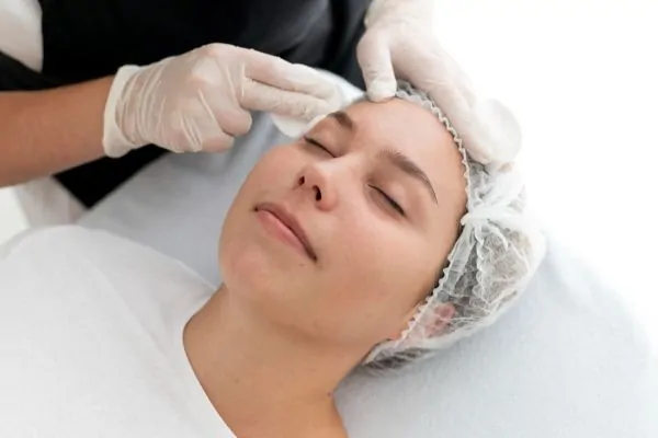 woman wanted to remove her PDO Threads